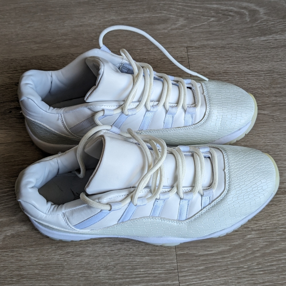 Air Jordan 11 Retro Low Premium GS 'Frost White' sz13